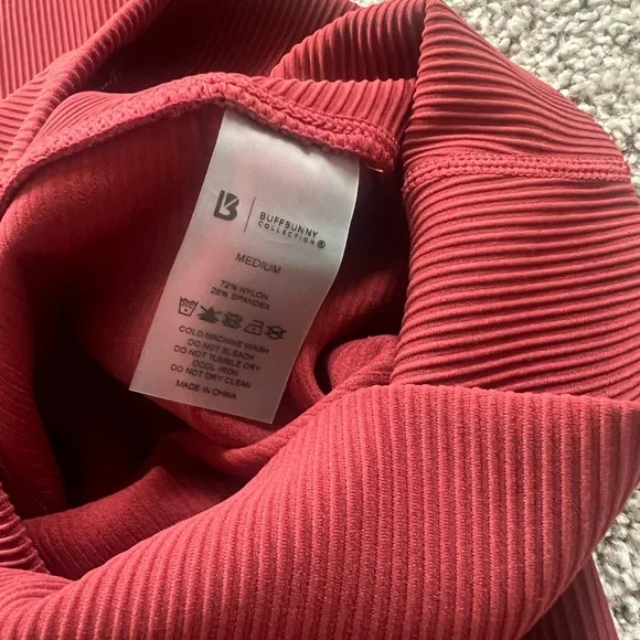 NWOT Buff Bunny Material Girl Leggings - Picture 5 of 7